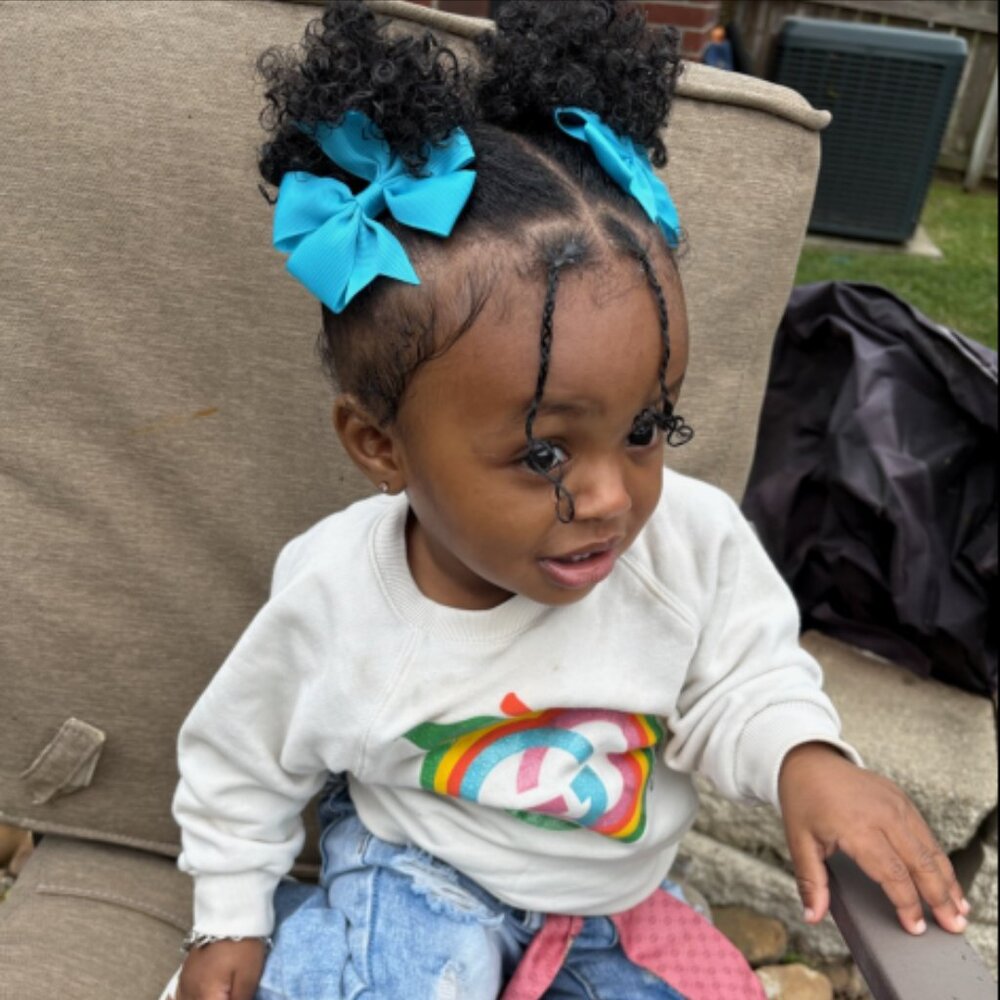 Meet your Posher, Demetria